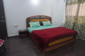 Har Ki Paudi Bed Room Luxurious 1